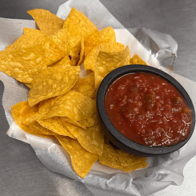 Chips & Salsa.