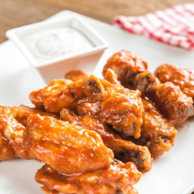 Buffalo Wings (100).